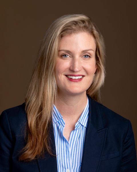 profile photo for Dr. Jennifer Ann Devine
